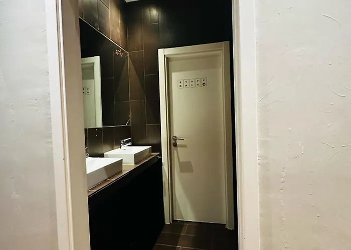 Marques De Pombal Hostel